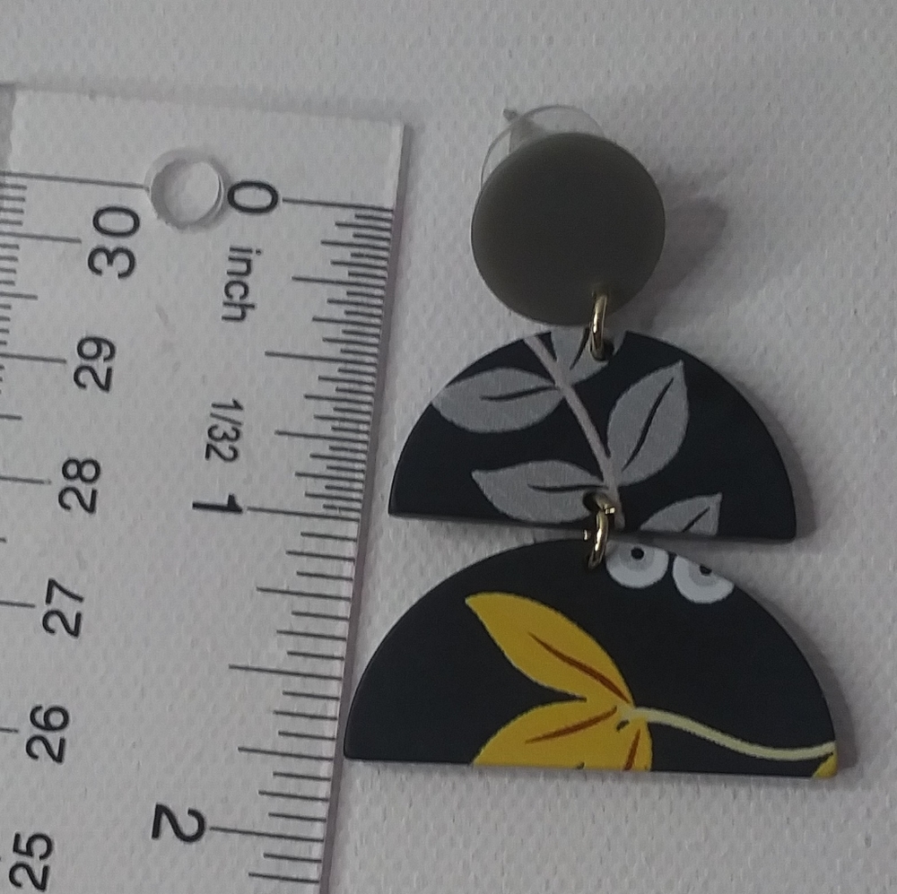 Dangle earrings - Picture 3 of 3